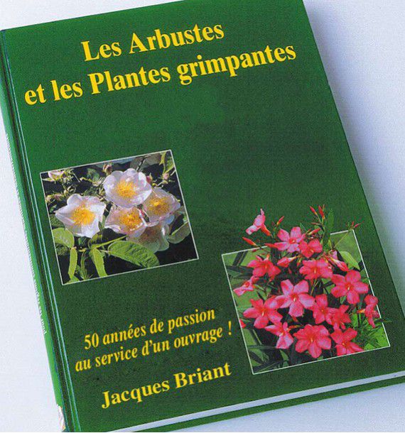 LIVRE DE JACQUES BRIANT